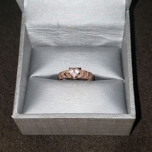 Zales Morganite 10 kt rose gold w/ diamond chips